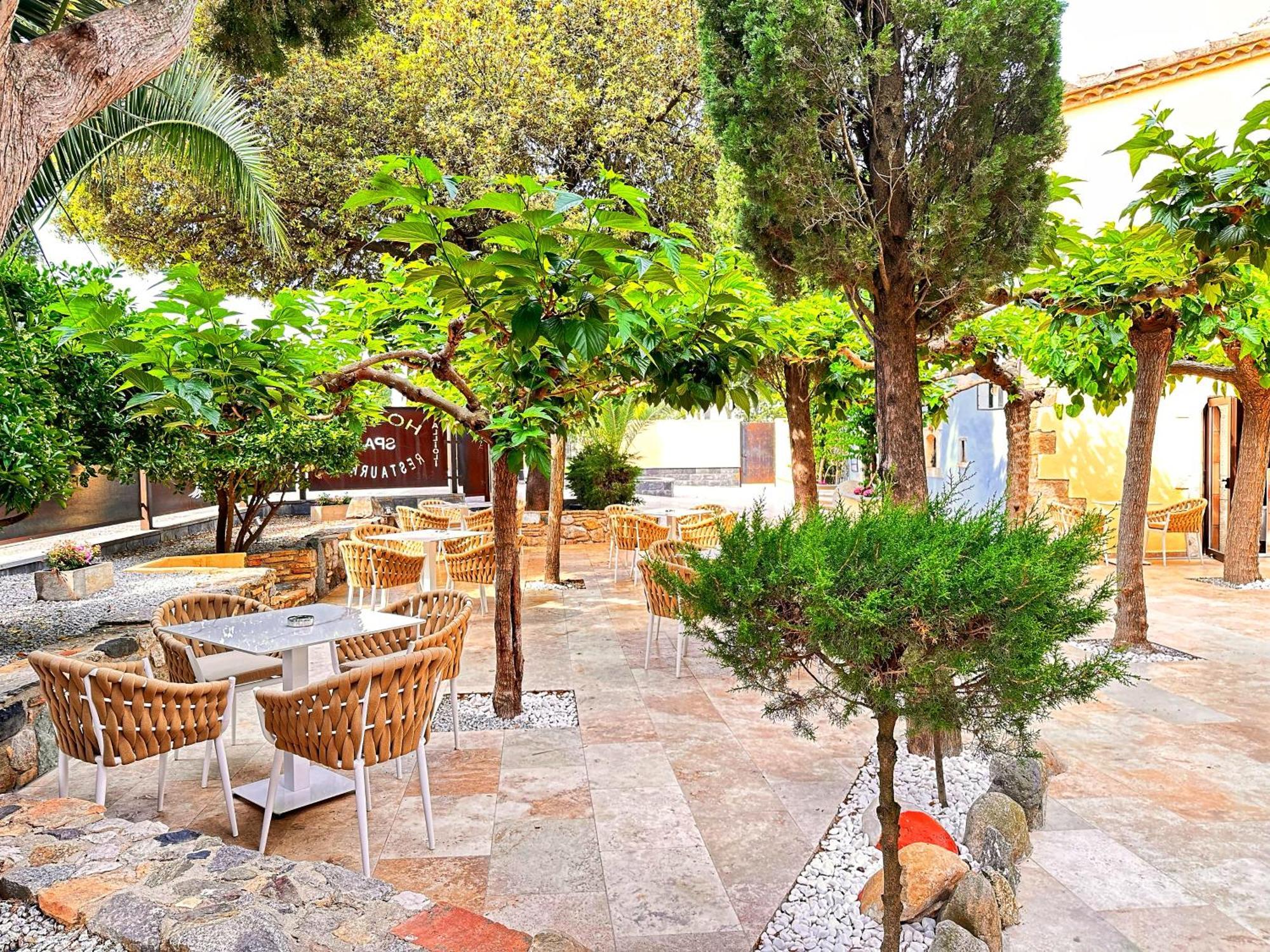 Boutique Hotel Comtal Empuries Rosas Exteriör bild